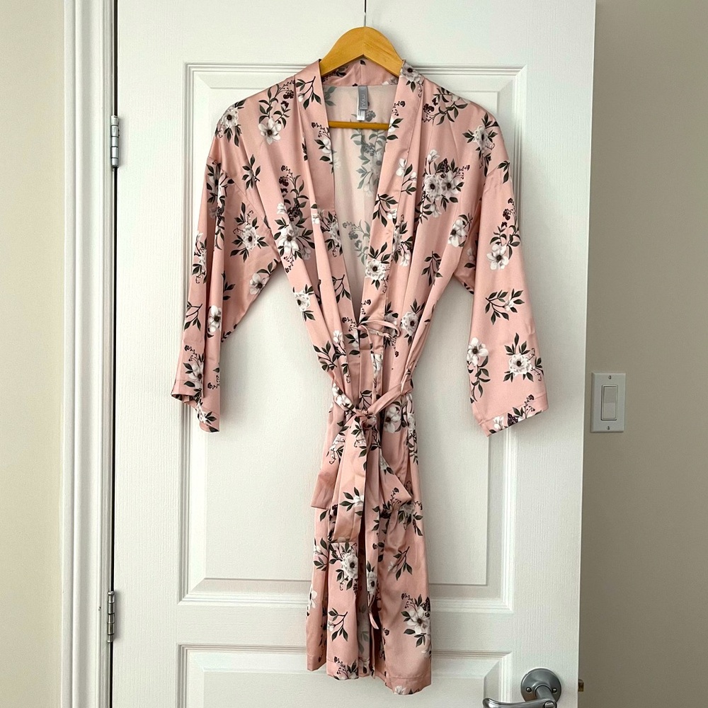 Pink floral satin robe size small-medium